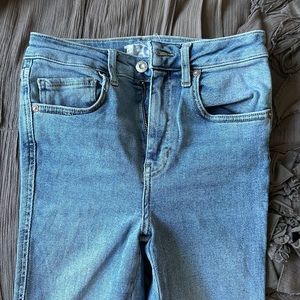 Free People high rise skinny jeans - frayed hem size 26